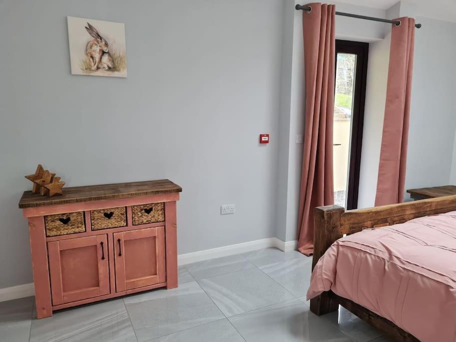 The Old Mountain Stables Caerllwyn Ganol Farm Apartment Newport  Phòng bức ảnh